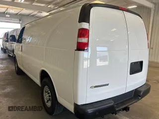 2021 Chevrolet Express Cargo with VIN 1GCWGAFP2M1309369, listed as a IAAI auction lot 42677849 with 115,510 mi miles and . Bid and sale history available at DreamBid. Image 9.