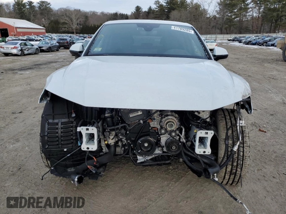2024 Audi Q5 Sportback S line Premium с VIN WA14AAFY3R2106861, выставлен на аукционе Copart как лот 41789285 с пробегом 1 410 миль миль и Списание • Salvage title. История ставок и продаж доступна на DreamBid. Изображение 5.