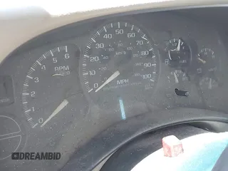 2002 Chevrolet Tahoe LS z VIN 1GNEC13V92R305304, wystawiony jako IAAI lot #41851210 z przebiegiem Nie podano mil oraz . Historia ofert i sprzedaży dostępna na DreamBid. Obrazek 15.