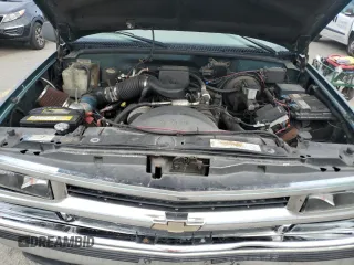 1999 Chevrolet Suburban with VIN 1GNFK16R9XJ516000, listed as a Copart auction lot 73854994 with 263,079 mi miles and Salvage Title. Bid and sale history available at carsss.com. Image 11.