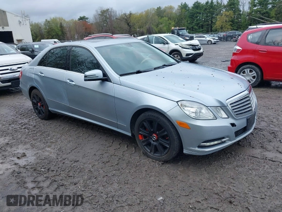 2013 Mercedes-Benz E 350 Luxury with VIN WDDHF8JB6DA663482, listed as a IAAI auction lot 42206803 with 205,236 mi miles and . Bid and sale history available at DreamBid. Image 1.