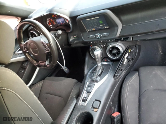 2019 Chevrolet Camaro 1LT with VIN 1G1FB1RX1K0145117, listed as a Copart auction lot 88743805 with 58,863 mi miles and Salvage Title. Bid and sale history available at carsss.com. Image 8.