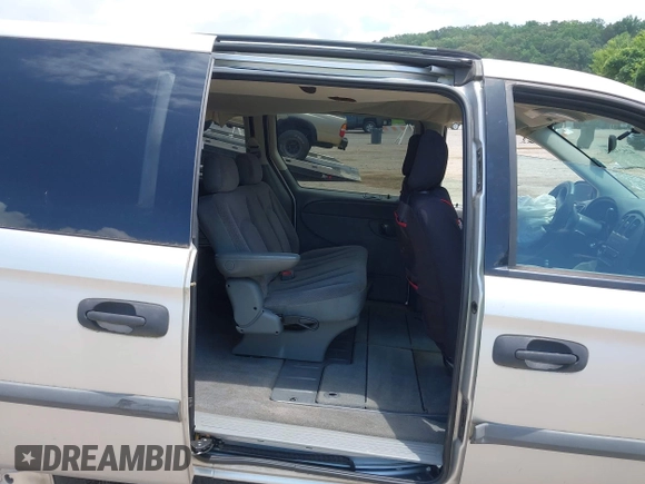 2007 Dodge Grand Caravan SE with VIN 1D4GP24R07B111096, listed as a IAAI auction lot 42523469 with 162,640 mi miles and . Bid and sale history available at DreamBid. Image 8.