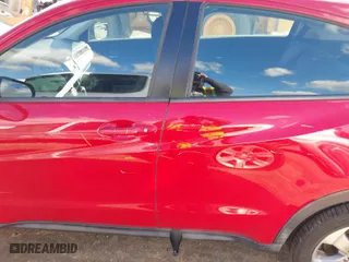 2018 Honda HR-V LX with VIN 3CZRU6H31JG715163, listed as a IAAI auction lot 41724248 with 114,950 mi miles. Bid and sale history available at carsss.com. Image 15.