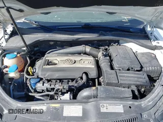 2015 Volkswagen Eos Komfort with VIN WVWBW8AH4FV003067, listed as a IAAI auction lot 41186314 with Not Provided miles and . Bid and sale history available at DreamBid. Image 10.