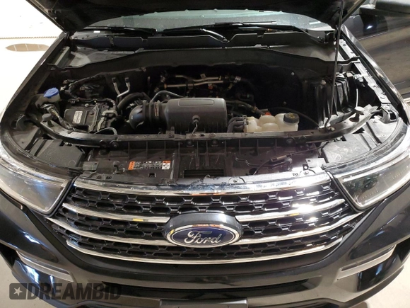 2024 Ford Explorer XLT with VIN 1FMSK7DH1RGA50482, listed as a Copart auction lot 53542645 with 33,721 mi miles and Clean Title. Bid and sale history available at carsss.com. Image 12.