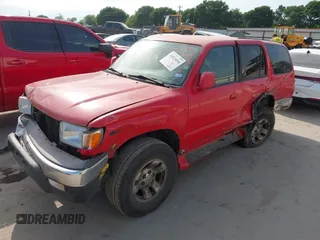 2000 Toyota 4Runner SR5 with VIN JT3GN86R4Y0165201, listed as a IAAI auction lot 42023494 with 153,517 mi miles and . Bid and sale history available at DreamBid. Image 2.
