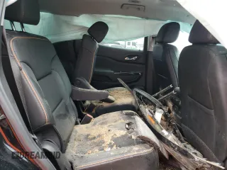 2022 GMC Acadia AT4 z VIN 1GKKNLLS2NZ179075, wystawiony jako Copart lot #49962825 z przebiegiem Nie podano mil oraz Szkoda całkowita • Salvage title. Historia ofert i sprzedaży dostępna na DreamBid. Obrazek 10.