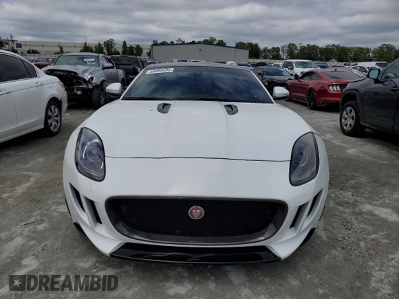 2015 Jaguar F-Type R z VIN SAJWA6DAXFMK15045, wystawiony jako Copart lot #58995495 z przebiegiem 51 044 mil mil oraz Czysty tytuł • Clean title. Historia ofert i sprzedaży dostępna na DreamBid. Obrazek 5.