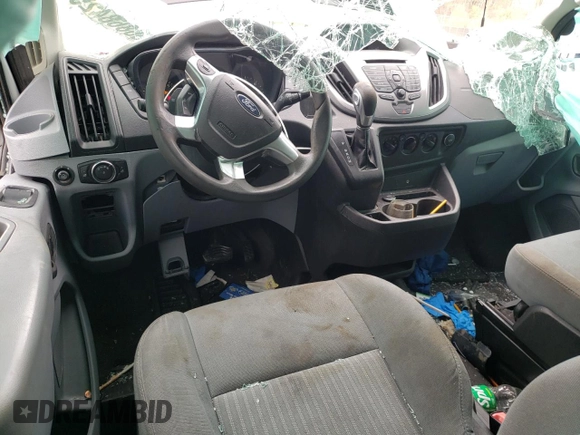 2015 Ford Transit XL z VIN 1FBZX2ZM4FKB05310, wystawiony jako Copart lot #50868425 z przebiegiem 213 960 mil mil oraz Szkody całkowita. Historia ofert i sprzedaży dostępna na DreamBid. Obrazek 8.
