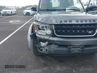 2016 Land Rover LR4 HSE with VIN SALAG2V68GA844339, listed as a IAAI auction lot 41947567 with 81,214 mi miles and . Bid and sale history available at DreamBid. Image 6.