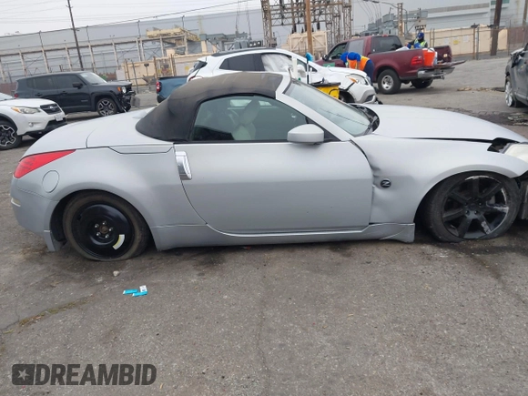 2006 Nissan 350Z Touring with VIN JN1AZ36A36M450659, listed as a IAAI auction lot 42034870 with 77,544 mi miles. Bid and sale history available at carsss.com. Image 13.