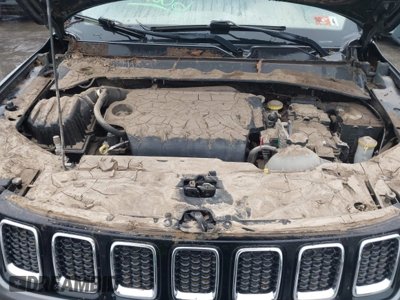 2018 Jeep Compass Altitude z VIN 3C4NJDBB2JT432456, wystawiony jako IAAI lot #42295863 z przebiegiem Nie podano mil oraz . Historia ofert i sprzedaży dostępna na DreamBid. Obrazek 10.