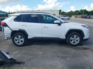 2020 Toyota RAV4 XLE with VIN 2T3P1RFV6LC125623, listed as a IAAI auction lot 42510076 with 46,530 mi miles and . Bid and sale history available at DreamBid. Image 14.