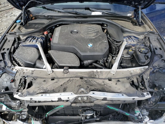 2022 BMW 5 Series 530i xDrive with VIN WBA13BJ01NWX68268, listed as a Copart auction lot 44119425 with 39,122 mi miles and Salvage Title. Bid and sale history available at carsss.com. Image 11.