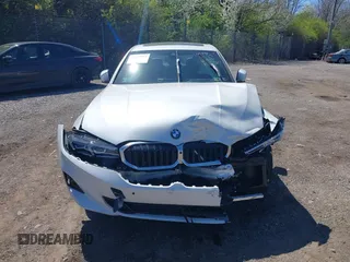 2024 BMW 3 Series 330i xDrive with VIN 3MW89FF09R8E25560, listed as a IAAI auction lot 42003973 with Not Provided miles. Bid and sale history available at carsss.com. Image 13.