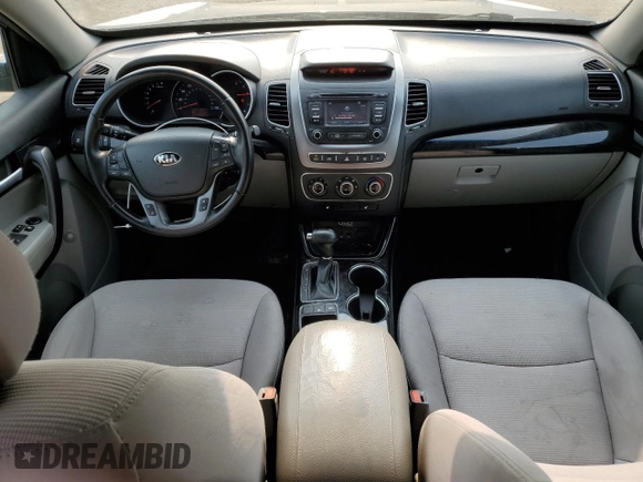 2015 Kia Sorento LX with VIN 5XYKTCA60FG597402, listed as a Copart auction lot 58371025 with 116,637 mi miles and Clean title. Bid and sale history available at DreamBid. Image 8.