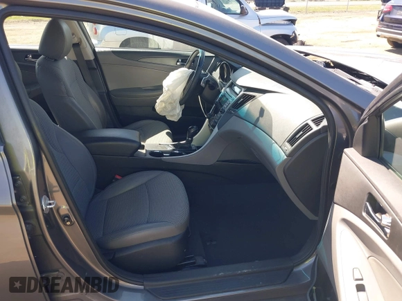 2011 Hyundai Sonata Limited with VIN 5NPEC4AC1BH123194, listed as a IAAI auction lot 41997823 with 187,897 mi miles and . Bid and sale history available at carsss.com. Image 5.