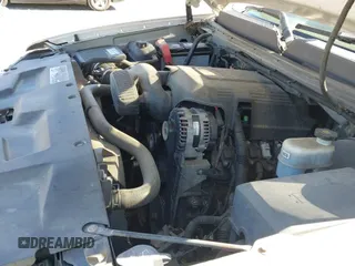 2007 GMC Sierra 1500 Work Truck z VIN 2GTEC19C871667803, wystawiony jako IAAI lot #43451569 z przebiegiem 297 544 mil mil oraz . Historia ofert i sprzedaży dostępna na DreamBid. Obrazek 17.