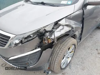2012 Kia Sportage LX with VIN KNDPB3A28C7332354, listed as a IAAI auction lot 41933058 with 75,938 mi miles. Bid and sale history available at carsss.com. Image 6.
