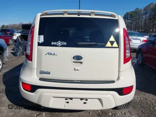 2012 Kia Soul + with VIN KNDJT2A62C7371120, listed as a IAAI auction lot 41442500 with 152,206 mi miles. Bid and sale history available at carsss.com. Image 16.