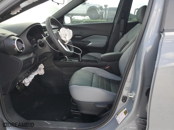 2023 Nissan Kicks SR with VIN 3N1CP5DV3PL568738, listed as a Copart auction lot 44018645 with 8,080 mi miles and Non Repairable. Bid and sale history available at carsss.com. Image 7.