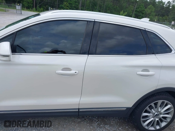 2018 Lincoln MKC Reserve с VIN 5LMCJ3C99JUL21527, выставлен на аукционе IAAI как лот 42170926 с пробегом 69 224 миль миль и . История ставок и продаж доступна на DreamBid. Изображение 15.