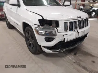 2015 Jeep Grand Cherokee Laredo with VIN 1C4RJFAG4FC747532, listed as a IAAI auction lot 41764541 with 196,385 mi miles. Bid and sale history available at carsss.com. Image 6.