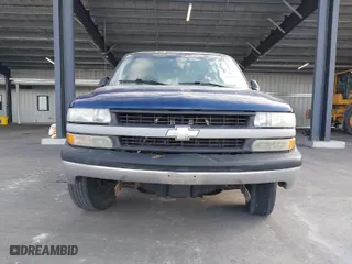 2002 Chevrolet Silverado 1500 LS with VIN 1GCEK19V62Z232170, listed as a IAAI auction lot 41888595 with 1 mi miles. Bid and sale history available at carsss.com. Image 6.
