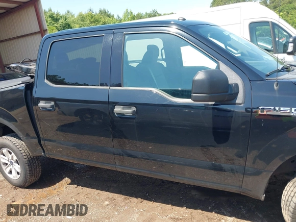 2017 Ford F-150 XL with VIN 1FTEW1C80HKD11438, listed as a IAAI auction lot 42269102 with 195,119 mi miles and . Bid and sale history available at DreamBid. Image 13.