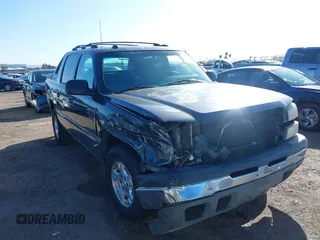 2004 Chevrolet Avalanche Z66 with VIN 3GNEC12TX4G280738, listed as a IAAI auction lot 41792279 with 191,645 mi miles and . Bid and sale history available at DreamBid. Image 6.