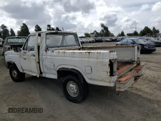 1986 Ford F-150 with VIN 1FTEF14N4GPB75627, listed as a Copart auction lot 68847924 with 50,979 mi miles and Salvage Title. Bid and sale history available at carsss.com. Image 2.