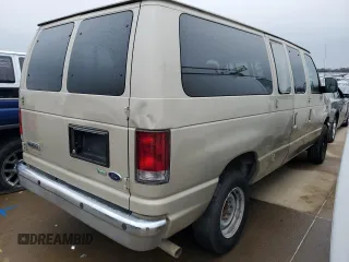 2009 Ford Econoline Passenger XL with VIN 1FBNE31L59DA66684, listed as a Copart auction lot 45388655 with 185,005 mi miles and Clean title. Bid and sale history available at DreamBid. Image 3.