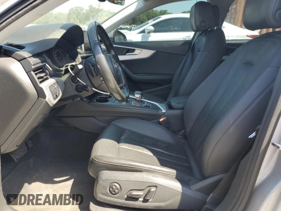 2017 Audi A4 Premium z VIN WAUANAF45HN002523, wystawiony jako Copart lot #52421625 z przebiegiem 83 970 mil mil oraz Szkoda całkowita • Salvage title. Historia ofert i sprzedaży dostępna na DreamBid. Obrazek 7.