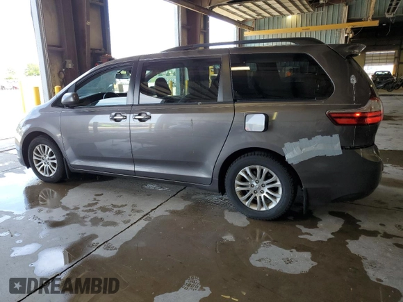 2017 Toyota Sienna XLE Auto Access Seat с VIN 5TDYZ3DC1HS820689, выставлен на аукционе Copart как лот 58625205 с пробегом 98 009 миль миль и Списание • Salvage title. История ставок и продаж доступна на DreamBid. Изображение 2.