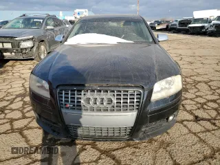 2007 Audi S8 z VIN WAUPN44E27N017549, wystawiony jako Copart lot #82647664 z przebiegiem Nie podano mil oraz Czysty tytuł • Clean title. Historia ofert i sprzedaży dostępna na DreamBid. Obrazek 5.