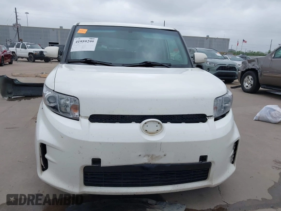 2013 Scion xB with VIN JTLZE4FE4DJ036152, listed as a IAAI auction lot 41959299 with 435,064 mi miles. Bid and sale history available at carsss.com. Image 13.