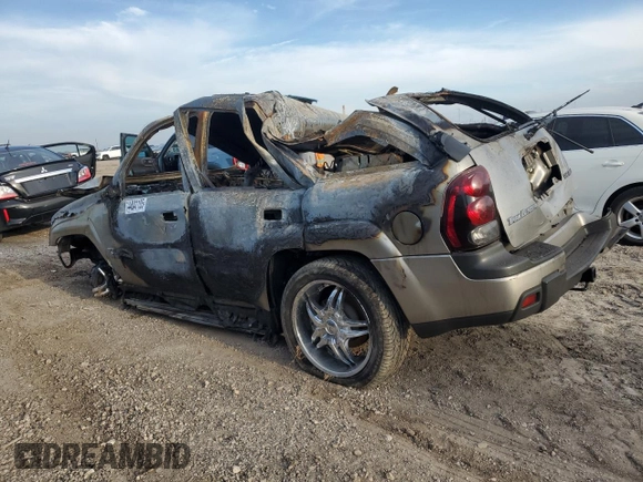 2003 Chevrolet TrailBlazer LS with VIN 1GNDS13SX32263238, listed as a Copart auction lot 44041185 with 213,880 mi miles and Non Repairable. Bid and sale history available at DreamBid. Image 2.