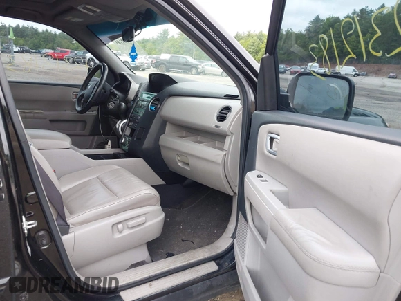 2011 Honda Pilot EX-L z VIN 5FNYF4H77BB029431, wystawiony jako IAAI lot #42312183 z przebiegiem 228 007 mil mil oraz . Historia ofert i sprzedaży dostępna na DreamBid. Obrazek 5.