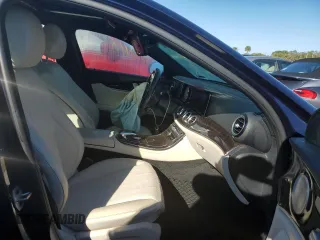 2019 Mercedes-Benz E-Class E 300 with VIN WDDZF4JB9KA570210, listed as a Copart auction lot 61803982 with 0 mi miles. Bid and sale history available at carsss.com. Image 5.
