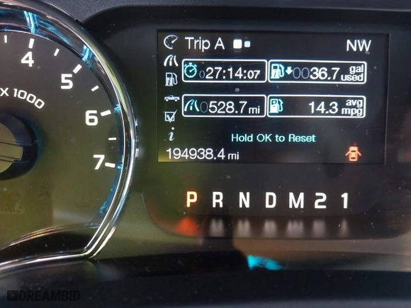 2013 Ford F-150 XL with VIN 1FTFW1CF1DKE27969, listed as a IAAI auction lot 41860397 with 194,938 mi miles. Bid and sale history available at carsss.com. Image 15.