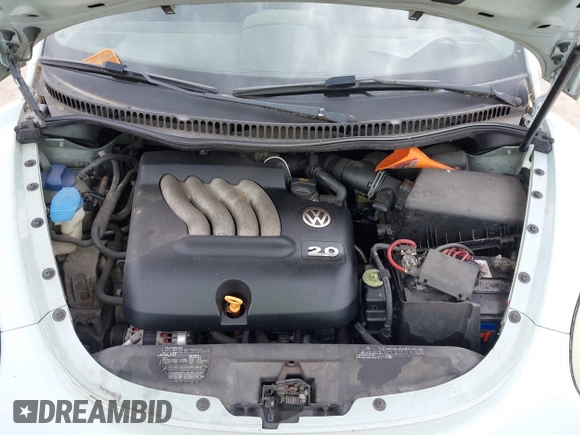 2005 Volkswagen Beetle GL with VIN 3VWBM31Y45M313007, listed as a IAAI auction lot 42075021 with 176,274 mi miles and . Bid and sale history available at DreamBid. Image 10.