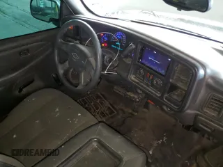 2005 Chevrolet Silverado 1500 Work Truck z VIN 1GCEC14X55Z234955, wystawiony jako Copart lot #58243335 z przebiegiem 311 753 mil mil oraz Szkoda całkowita • Salvage title. Historia ofert i sprzedaży dostępna na DreamBid. Obrazek 8.