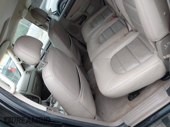 2003 Ford Explorer Limited с VIN 1FMDU75W23UC01032, выставлен на аукционе IAAI как лот 41922485 с пробегом 318 766 миль миль и . История ставок и продаж доступна на DreamBid. Изображение 8.