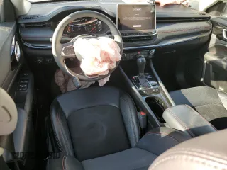 2022 Jeep Compass Trailhawk z VIN 3C4NJDDB5NT148841, wystawiony jako Copart lot #52532475 z przebiegiem 57 081 mil mil oraz Szkoda całkowita • Salvage title. Historia ofert i sprzedaży dostępna na DreamBid. Obrazek 8.
