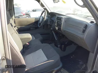 2005 Ford Ranger XL with VIN 1FTYR15E25PA49749, listed as a IAAI auction lot 42107670 with 180,832 mi miles. Bid and sale history available at carsss.com. Image 5.