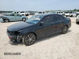 2015 Volkswagen Jetta SE with VIN 3VWD17AJ2FM216174, listed as a Copart auction lot 63268445 with 154,174 mi miles and Salvage title. Bid and sale history available at DreamBid. Image 1.