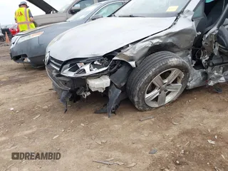 2015 Volkswagen Golf SEL z VIN 3VWRA7AU0FM077582, wystawiony jako IAAI lot #42261201 z przebiegiem 103 745 mil mil oraz . Historia ofert i sprzedaży dostępna na DreamBid. Obrazek 6.