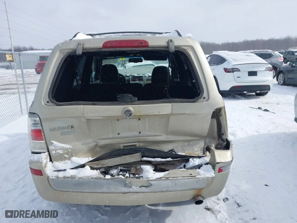 2010 Mercury Mariner Premier with VIN 4M2CN8H72AKJ05699, listed as a IAAI auction lot 41631468 with 205,563 mi miles. Bid and sale history available at carsss.com. Image 16.