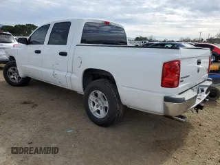 2005 Dodge Dakota SLT with VIN 1D7HE48N35S263600, listed as a Copart auction lot 46705555 with 128,519 mi miles and Salvage Title. Bid and sale history available at DreamBid. Image 2.